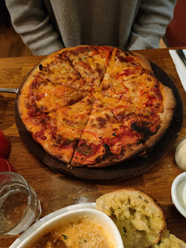 Comentarii opinii despre Scoozi