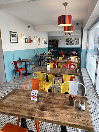 Le Patisseria Di Angelo - Hospitality and gastronomy