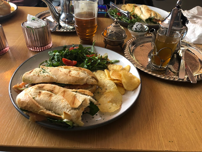 Comentarii opinii despre Ménara Café