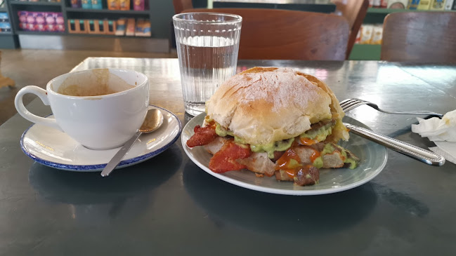 Market Square, Kildare, R51 AD61