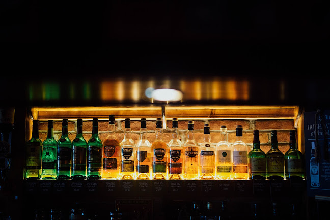 Comentarii opinii despre Lucas Bar