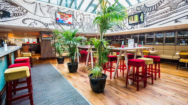 Vincenzo’s Grill House - Hospitality and gastronomy