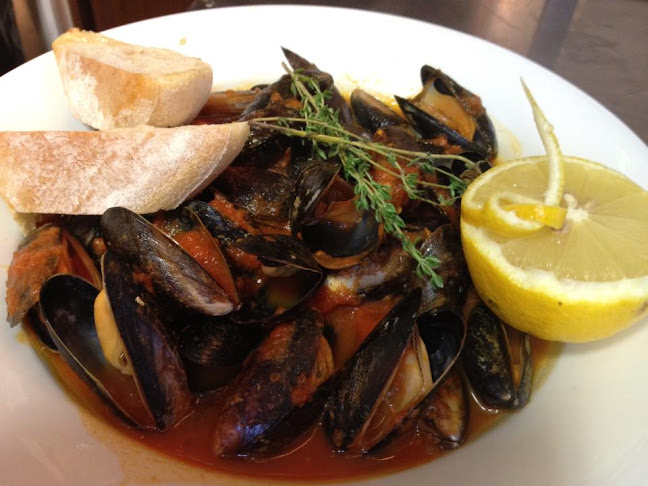 Gaffneys Seafood Restaurant - Hospitality and gastronomy