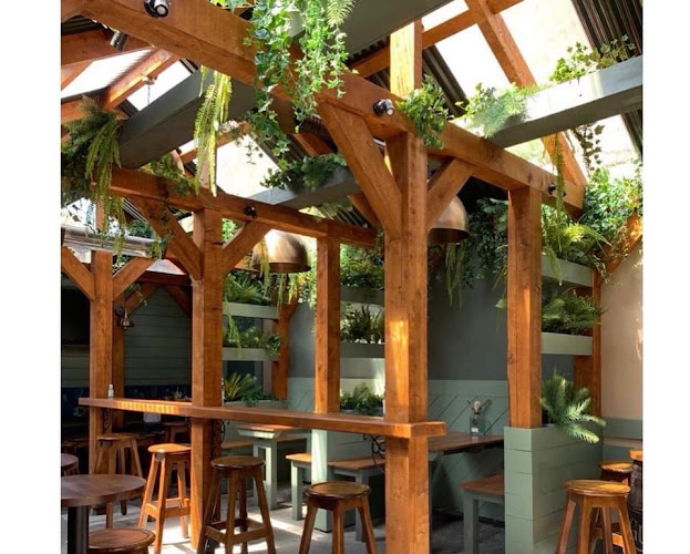 Breathnach's Steak & Ale House