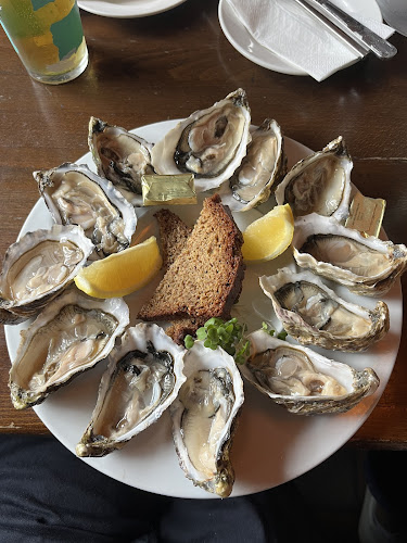 Paddy Burkes Bar & Restaurant - Hospitality and gastronomy