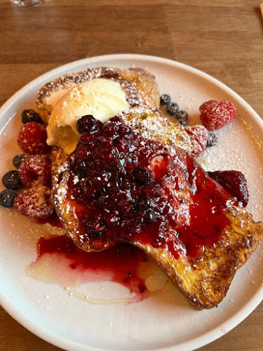 Comentarii opinii despre Nine