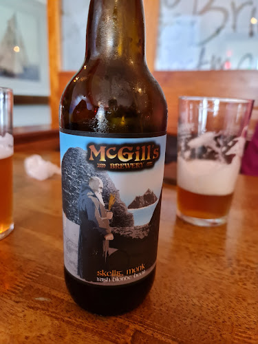 The Moorings Guesthouse & Seafood Restaurant @ The Bridge Bar - Hospitality and gastronomy