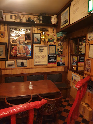 Comentarii opinii despre Harrys Bar