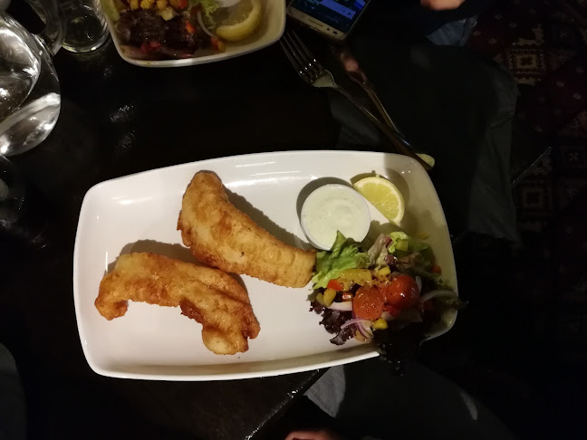 Opinii despre The Fleet Inn Guesthouse & Restaurant în Killybegs - Hospitality and gastronomy