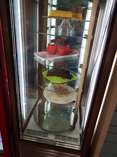 Waves Surf Cafe - Bundoran