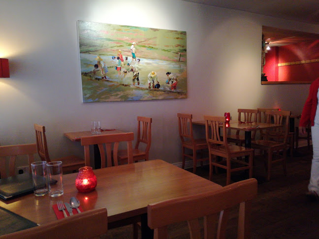 Weeping Thaiger Restaurant - Hospitality and gastronomy