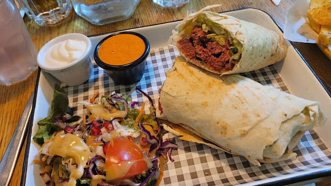 Olive Tree Restaurant & Cafe