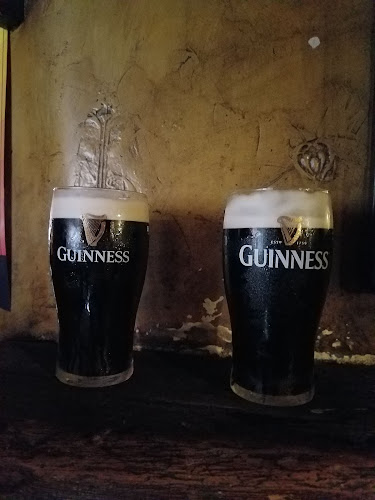 Shoot the Crows - Hospitality and gastronomy