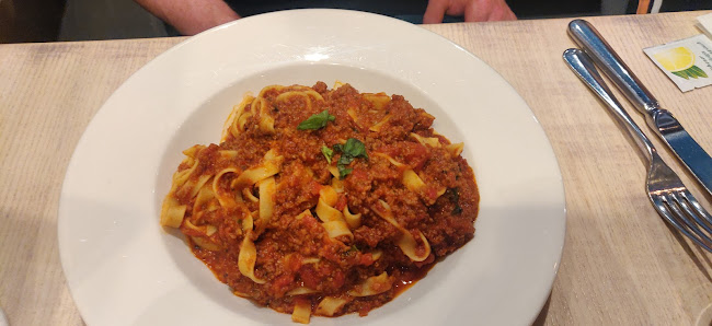 La Rivista Restaurant & Market - Hospitality and gastronomy