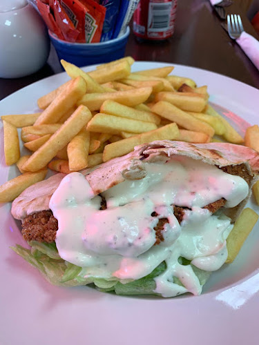 Comentarii opinii despre Tiffany's Cafe