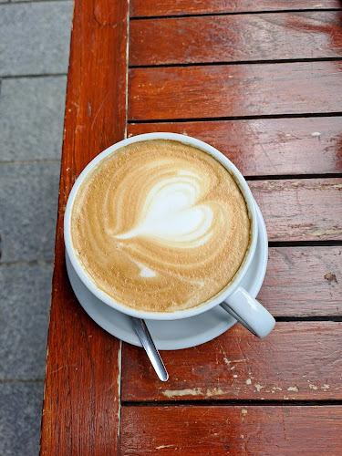 Stable Diet Cafe - Hospitality and gastronomy