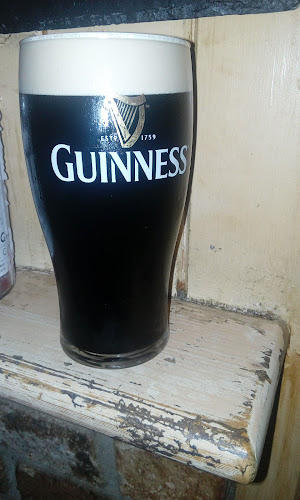 Tully's Bar Waterford - Hospitality and gastronomy