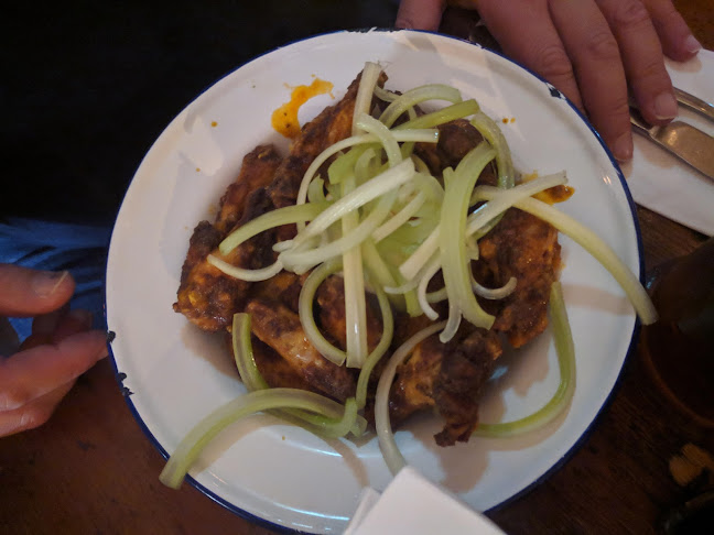 Comentarii opinii despre Son of a Bun