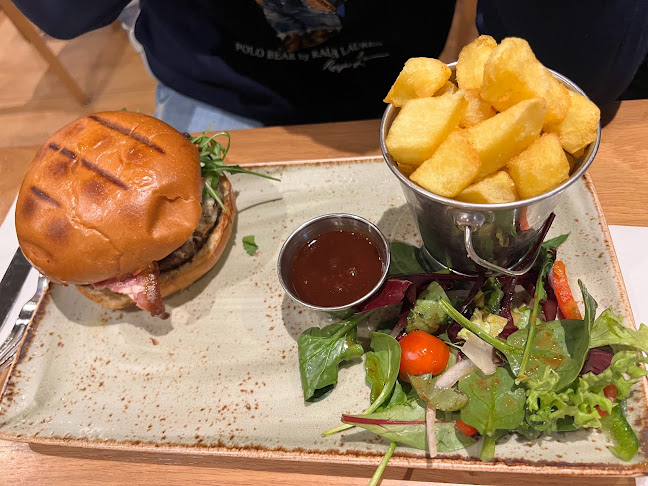 13 Glaslough St, Roosky, Monaghan, H18 YN56