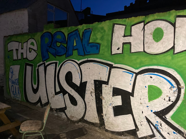 Opinii despre The Roost Bar în Clones - Hospitality and gastronomy