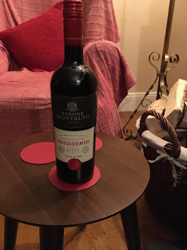 Sam's Bar - Hospitality and gastronomy