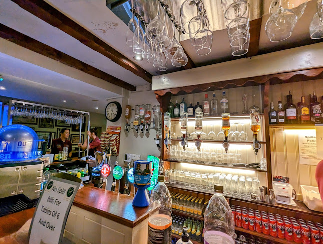 McHughs Traditional Pub & Restaurant - Hospitality and gastronomy