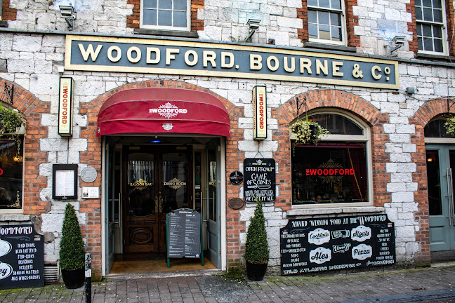 The Woodford - Hospitality and gastronomy