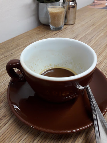 Comentarii opinii despre Ariosa Cafe