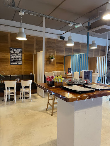 Comentarii opinii despre Bare Pantry Cafe