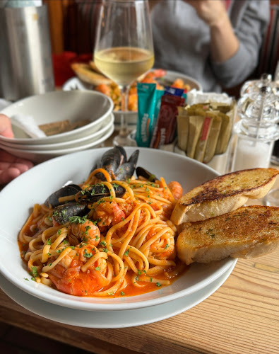 Opinii despre Olde Castle Seafood Bar în Donegal Town - Hospitality and gastronomy