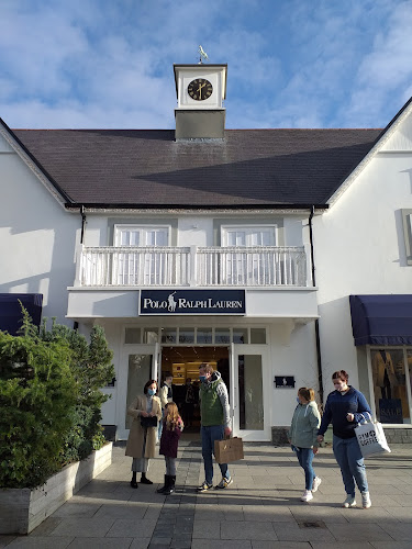 Comentarii opinii despre J J Mahon & Sons