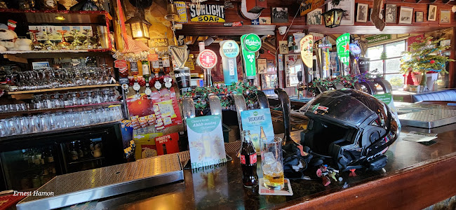 Mooney's Traditional Pub - Hospitality and gastronomy