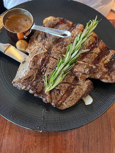 Comentarii opinii despre Captain House Restaurant