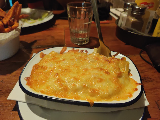 Comentarii opinii despre Son of a Bun