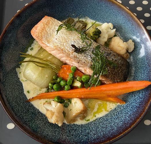 The Village Inn, Bar and Restaurant, Ballinahown - Ballynahown