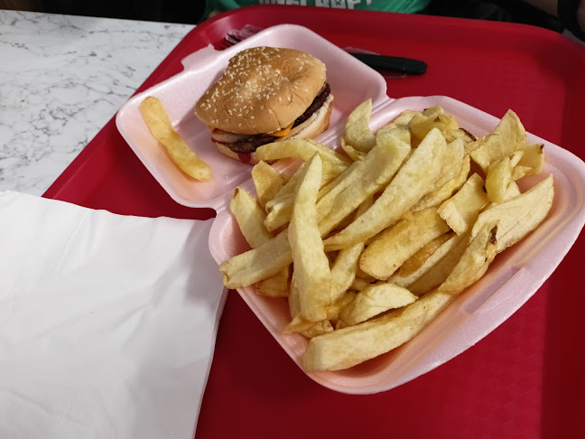 Comentarii opinii despre TJ Bellas Restaurant & Takeaway