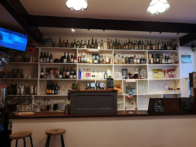 Pot Duggans - Hospitality and gastronomy