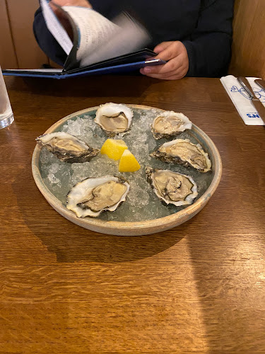 Quinlans Seafood Bar Cork - Hospitality and gastronomy