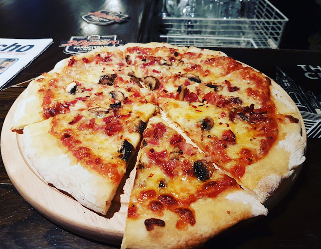 Cissie Youngs - Hospitality and gastronomy