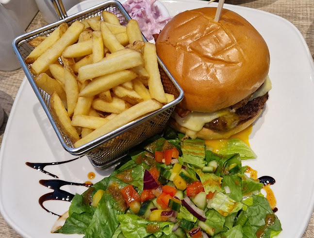 Comentarii opinii despre Navy café