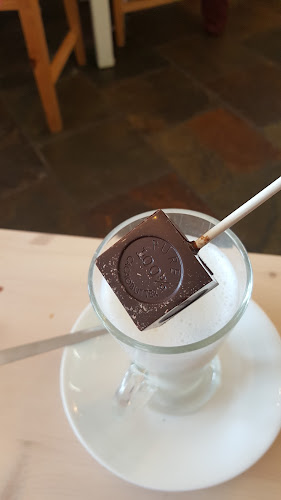 Opinii despre The Flying Poet Aviation Café - Delicious Coffee & Food în Kinsale - Hospitality and gastronomy