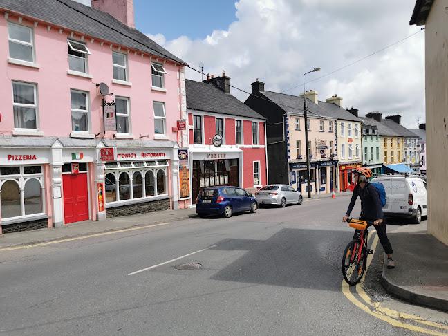 Antonio's Ristorante Pizzeria - Hospitality and gastronomy