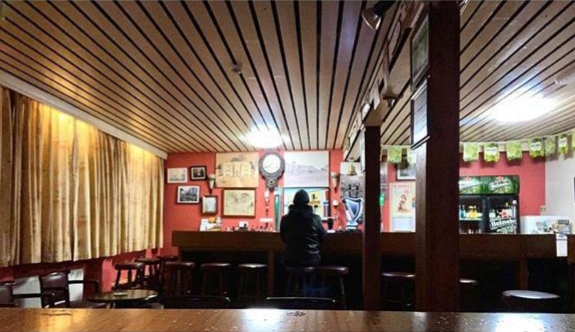 Dodd's Crescent Bar - Hospitality and gastronomy