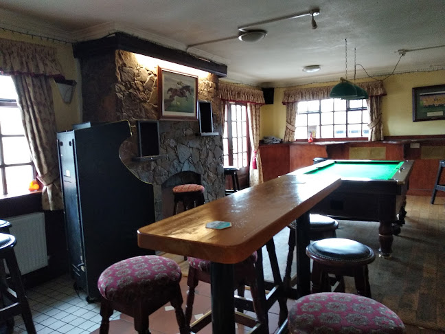 Kellys Bar - Hospitality and gastronomy