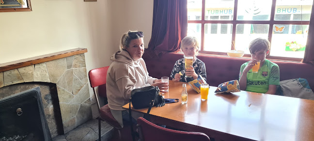 Opinii despre McNultys Bar în Creeslough - Hospitality and gastronomy