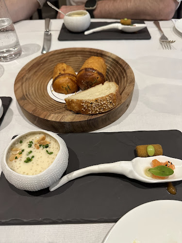 Comentarii opinii despre MacNean House & Restaurant