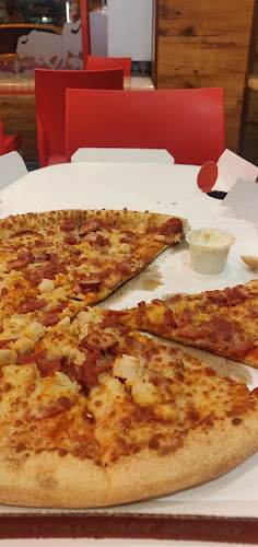 Comentarii opinii despre Apache Pizza Ennis