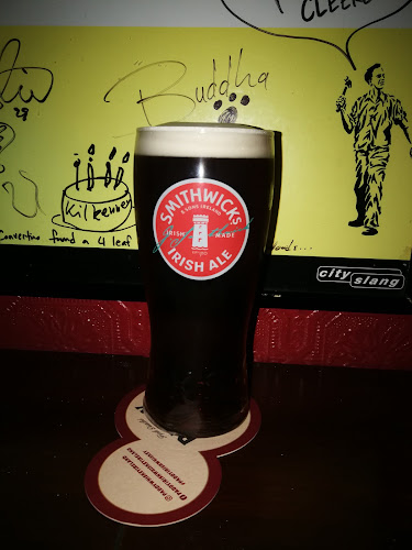 Cleere's Bar & Theatre - Hospitality and gastronomy