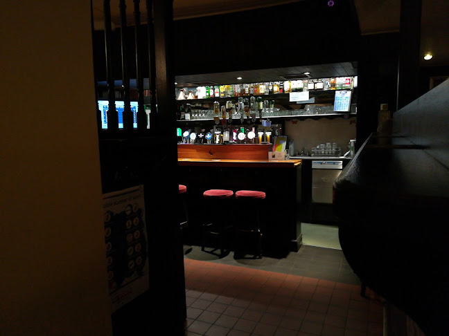 The Cross Bar - Hospitality and gastronomy