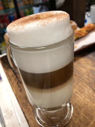 Comentarii opinii despre Aroma Coffee House